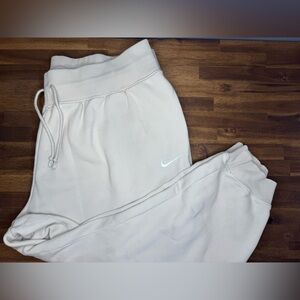 Nike Unisex Cream Beige Sweatpants Joggers, 3XL